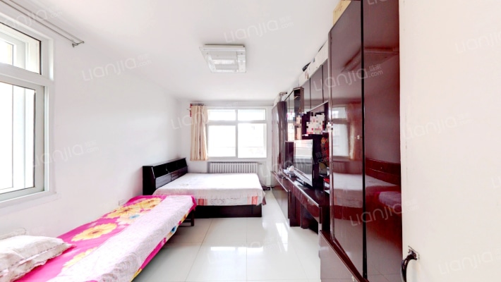 临池里二手房实景图