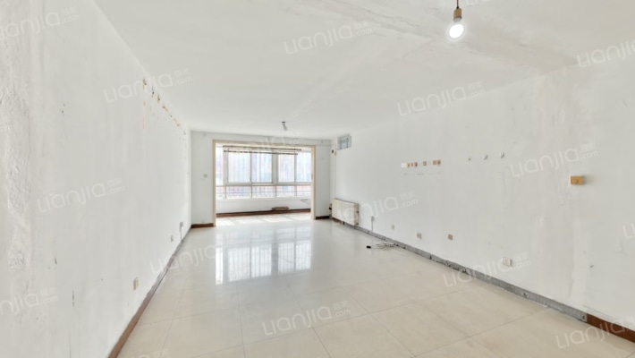 龙跃苑四区二手房实景图