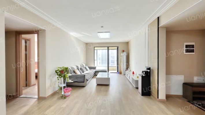 卓越嘉悦二手房实景图