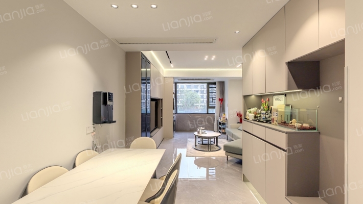 融信海月平湖二手房实景图