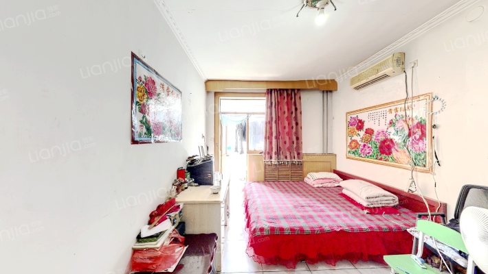 养鸡厂宿舍二手房实景图