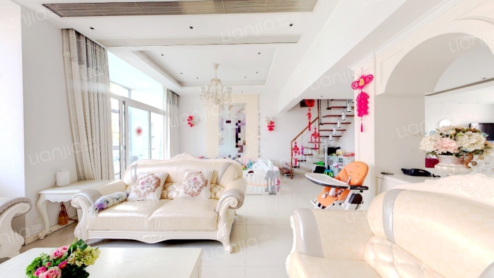 江海名苑南区二手房实景图