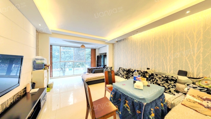 险峰苑二手房实景图