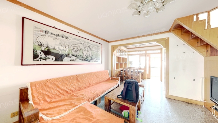 奇山路二手房实景图