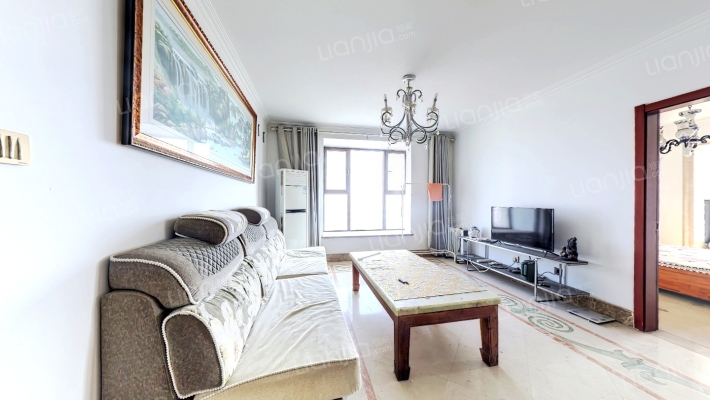 明卫 精装修 东户 满五 高楼层 视野开阔 带家具家电-客厅