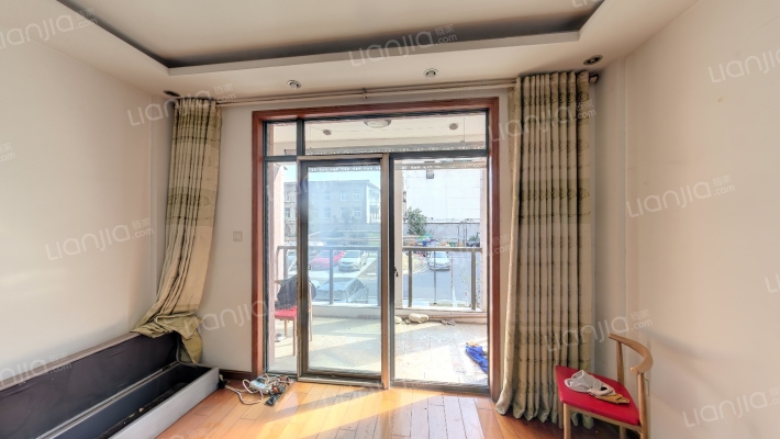 三和居二手房实景图