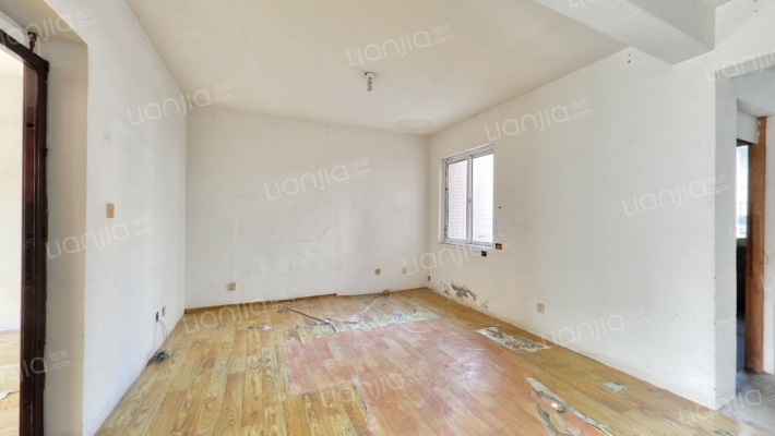 学府雅苑二手房实景图