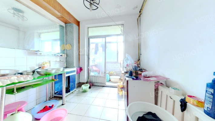 沈辽东路64号二手房实景图