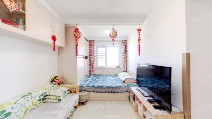 新兴花园二手房实景图