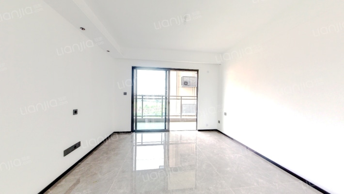 中海寰宇时代花园二手房实景图