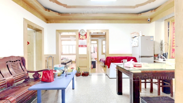 粮食局宿舍二手房实景图