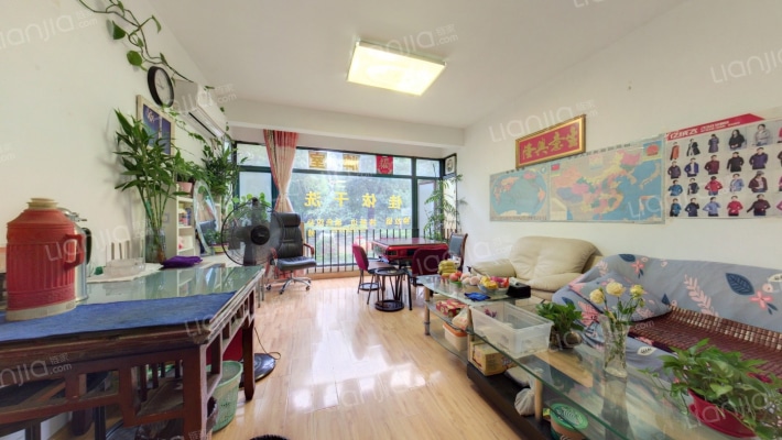 左岸名苑紫衫阁二手房实景图