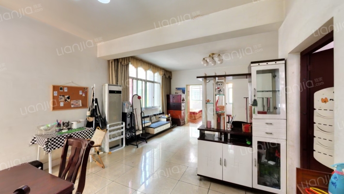 三强南路一段174号二手房实景图