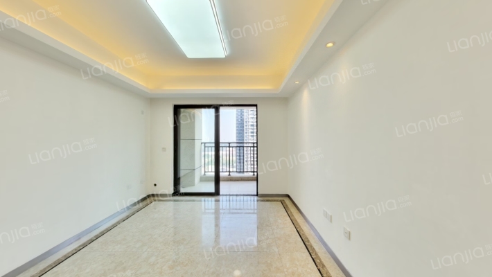 绿地丽雅香榭花城二手房实景图