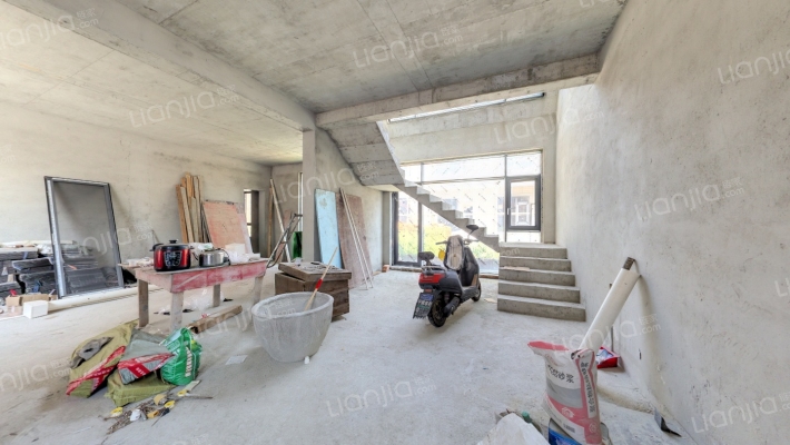 鳌山路666弄二手房实景图