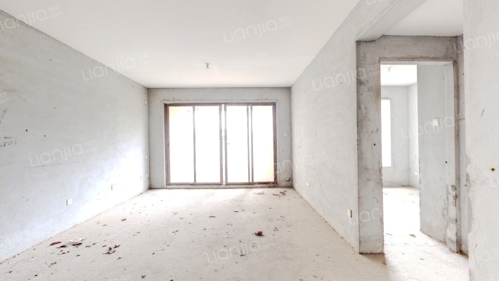 振业松湖雅苑二手房实景图