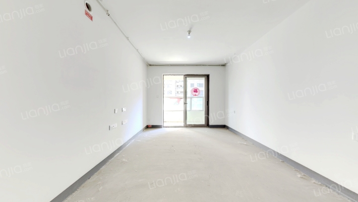 万科山河道二手房实景图