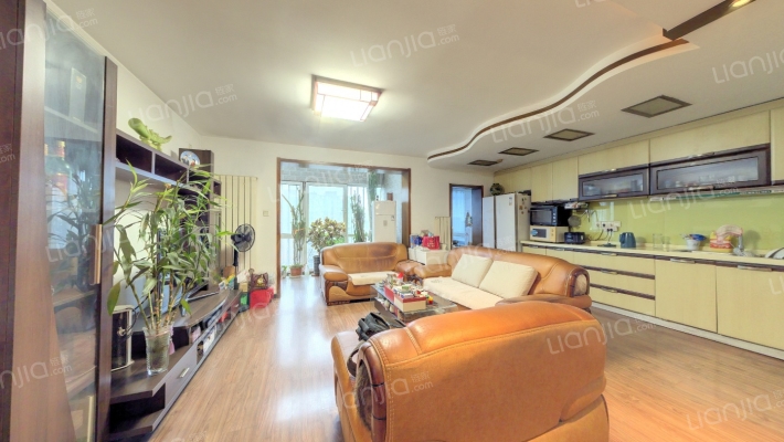 嘉美风尚中心二手房实景图