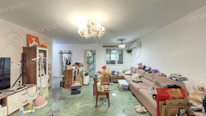 新疆路三号公寓二手房实景图