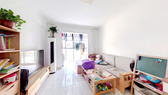 湖畔景苑二手房实景图