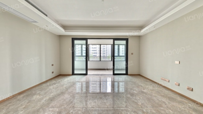 绿地太湖朗峯二手房实景图