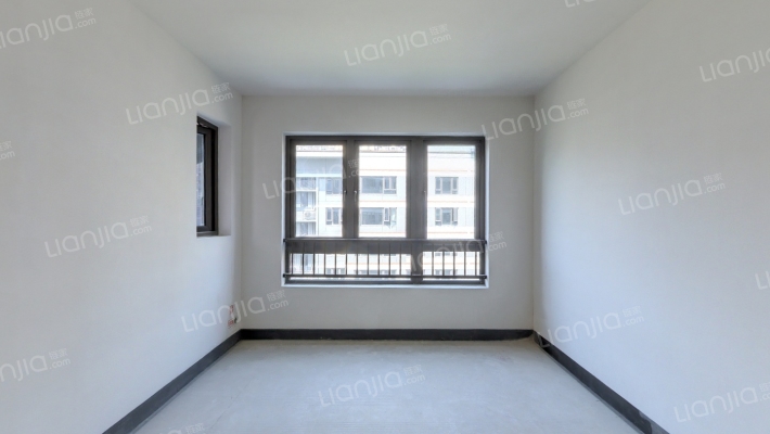 中海春华尚城二手房实景图