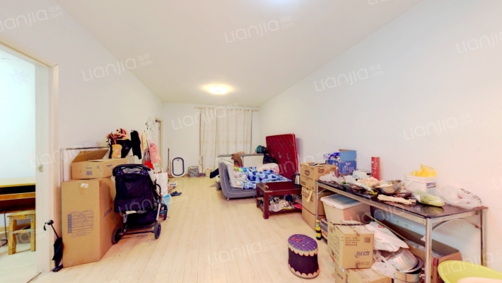 龙江庭苑B区二手房实景图