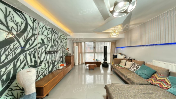 韶峰星苑二手房实景图