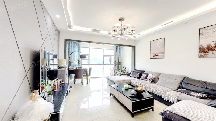 麒鑫新时代商业广场二手房实景图