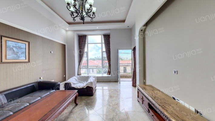 中信凯旋蓝岸C区二手房实景图