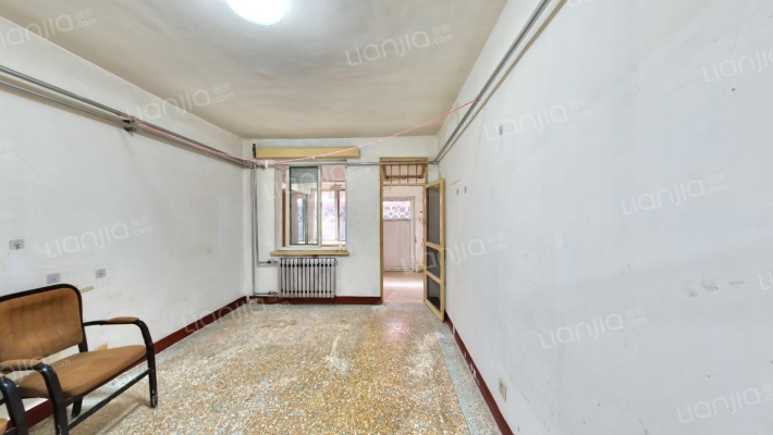 英雄山路76号二手房实景图