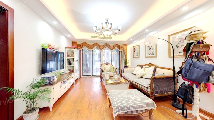 香榭丽墅二手房实景图