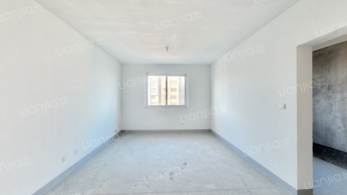 凤城街道张五楼社区二手房实景图