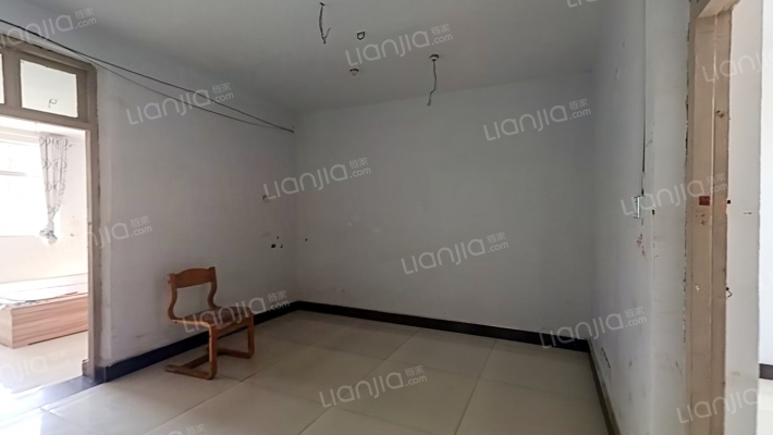 宏锦宾馆家属楼二手房实景图