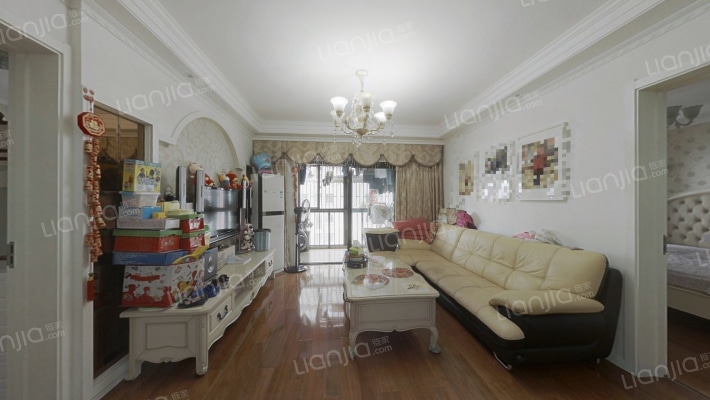 静安曙光雅苑二手房实景图