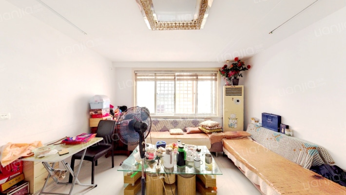 镇南锦苑二手房实景图