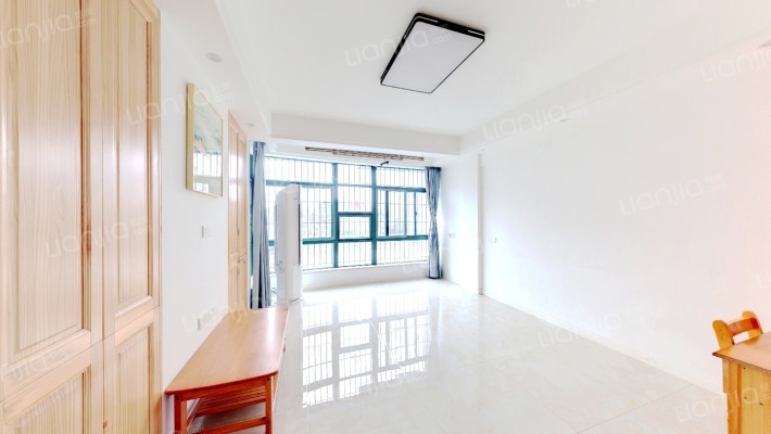 温馨家园二手房实景图