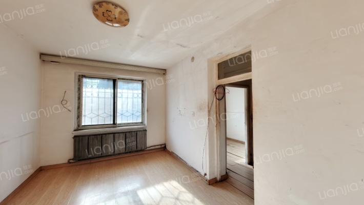 郭家四小区二手房实景图