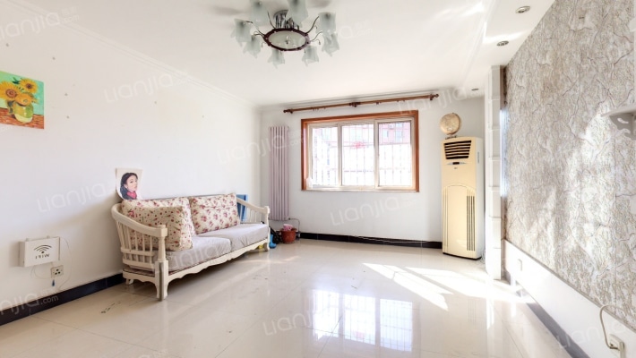 幸福艺居二手房实景图