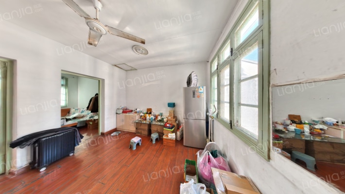 汪塘东区二手房实景图