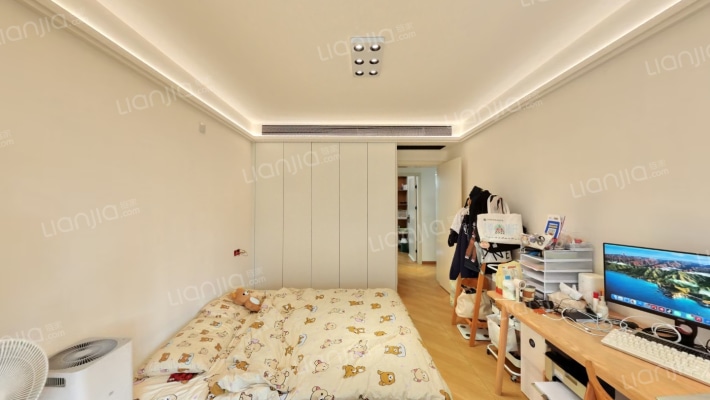 勤益里二手房实景图
