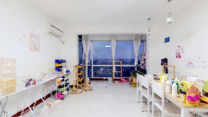 东方名苑二手房实景图