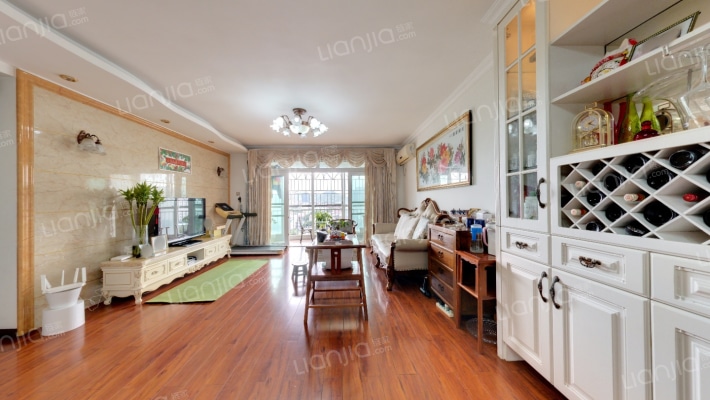 鸿昌花园二手房实景图