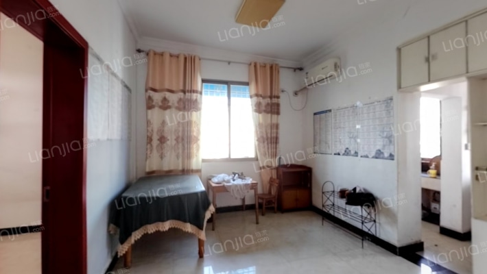 广西青旅宿舍二手房实景图