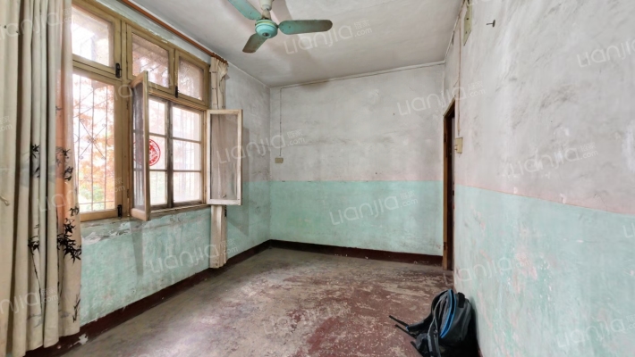 钢花村街114社区二手房实景图