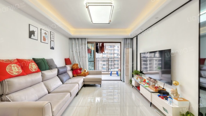 龙光玖誉湖澜湖二手房实景图