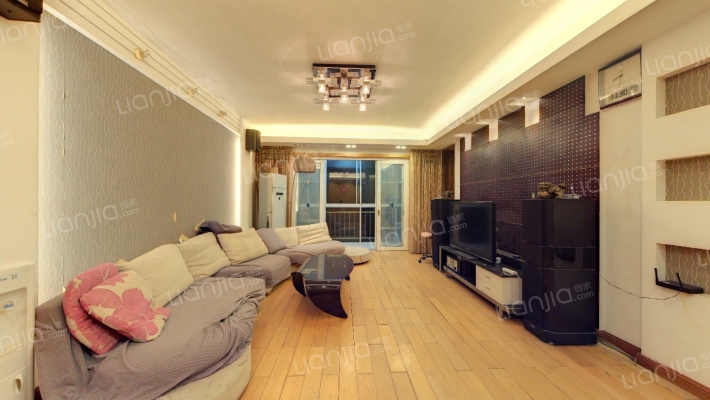 东方桃苑二手房实景图