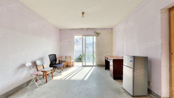 皇经花园A区二手房实景图