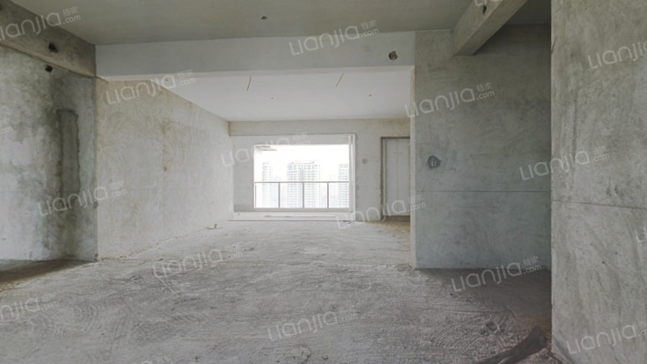 荣泰城墅二手房实景图