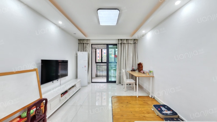 文昌花园二手房实景图